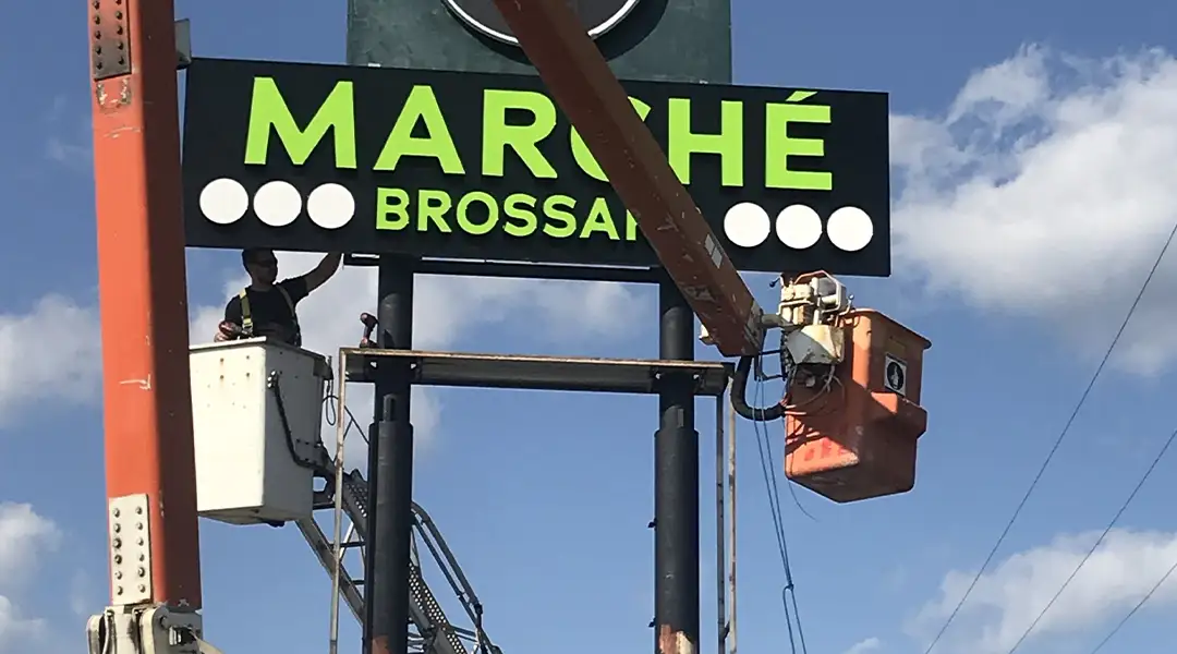 installation-enseigne-nacelle-montreal
